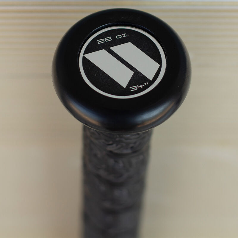 Black knob of a Worth Freedom USA bat - SKU: WSA3FRB